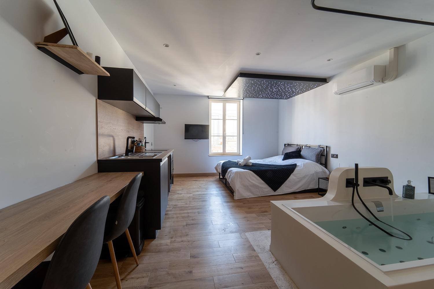 La Nuit Sous Les Etoiles Apartment Nancy Bagian luar foto